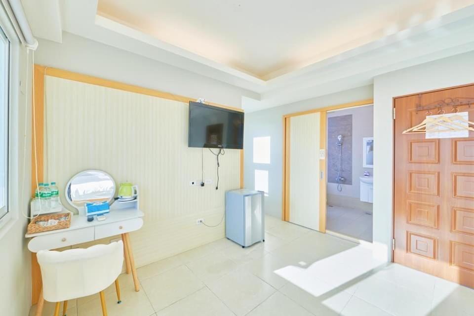 Ocean Mam Bo Homestay Ji'an Exterior photo